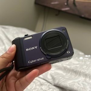 Sony Cyber Shot G ( DCS- H70)